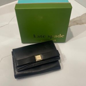 Kate spade small wallet with key ring